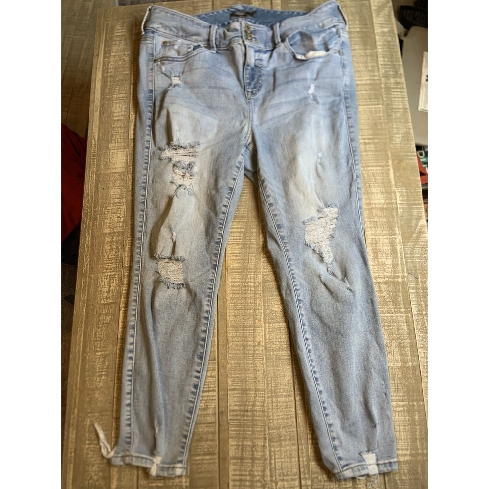 Torrid Super Soft Jegging Light Wash High Rise Distressed Raw Step Hem Jeans 18R
